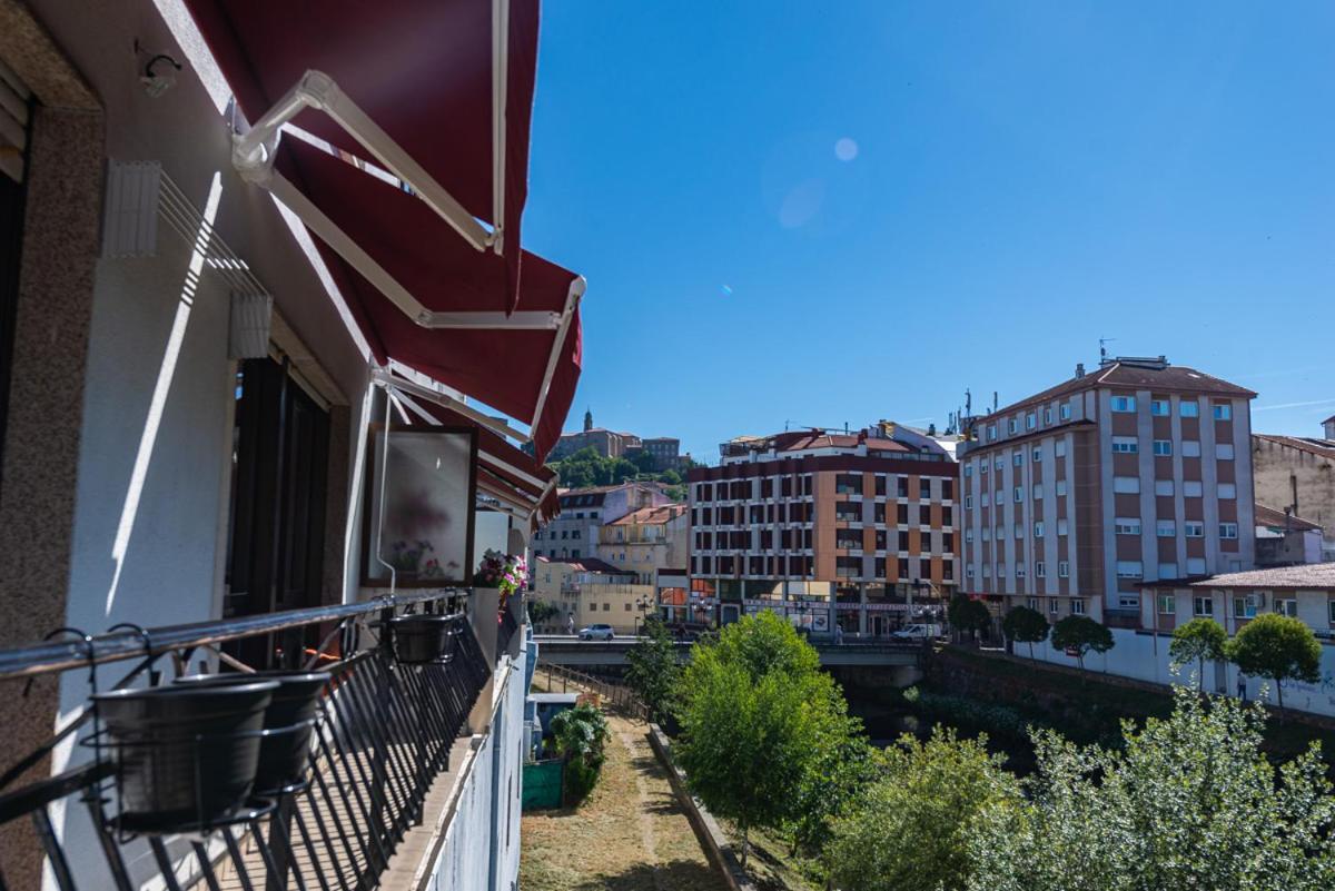 Apartamento Lemavos Монфорте-де-Лемос Экстерьер фото