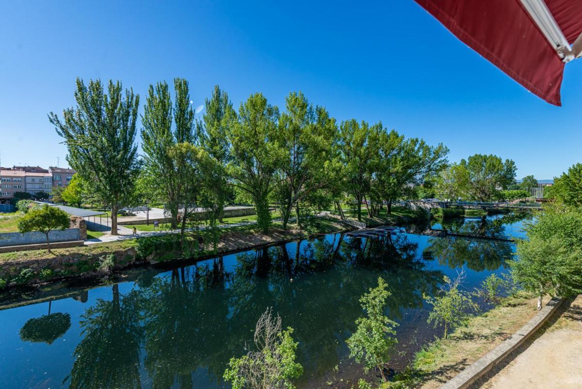 Apartamento Lemavos Монфорте-де-Лемос Экстерьер фото